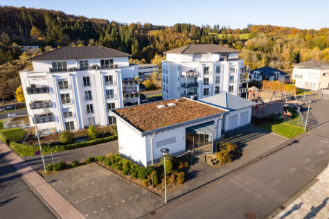 ***Moderne, helle und hochwertige Gewerbeimmobilie in Daun***, 54550 Daun, Büro/Praxis