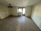 EG 5 Wohnzimmer - **Renovierungsbedürftiges 1-2 Familienhaus**GARTEN# Garage...